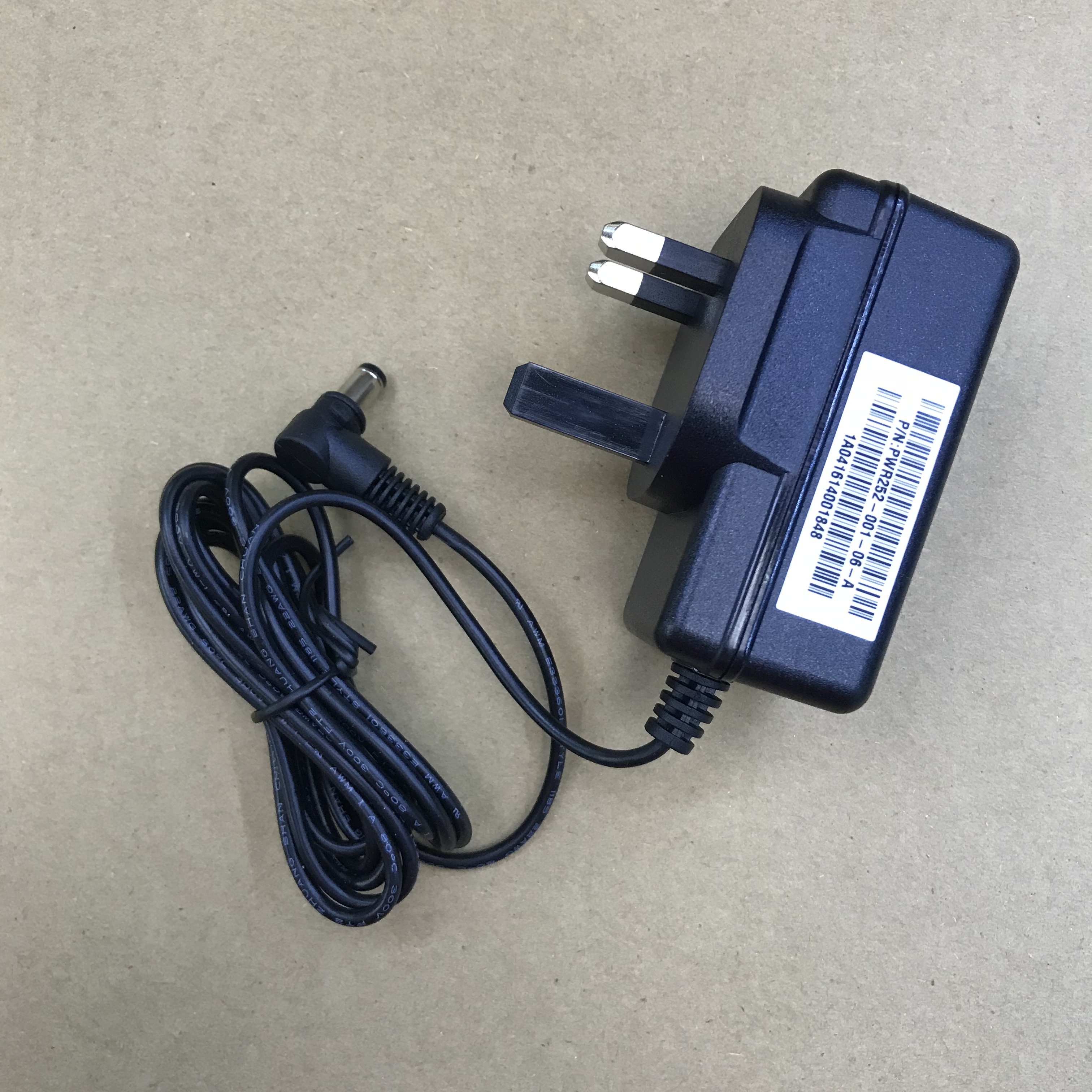 New 8V 2.25A VeriFone PWR252-001-06-A Au-79DMb AC ADAPTER FOR POS DEVICE CHARGER